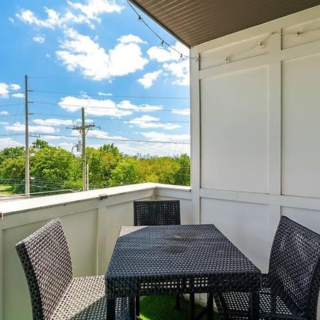 King Bed, Balcony, Covered Patio & Firepit! 8 Minutes From Broadway 내슈빌 외부 사진