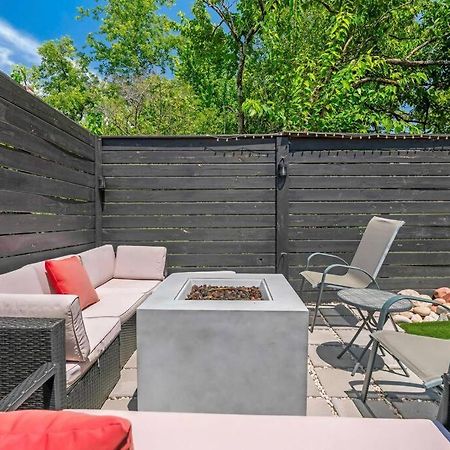 King Bed, Balcony, Covered Patio & Firepit! 8 Minutes From Broadway 내슈빌 외부 사진